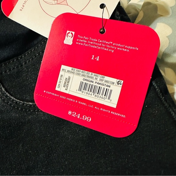 Isabel Maturity women's size 14 black bermuda shorts raw hem, nwt - Picture 4 of 4